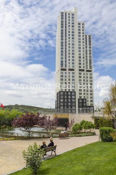 Central Istanbul Luxury Flat for Urban Living – living room (image 20)