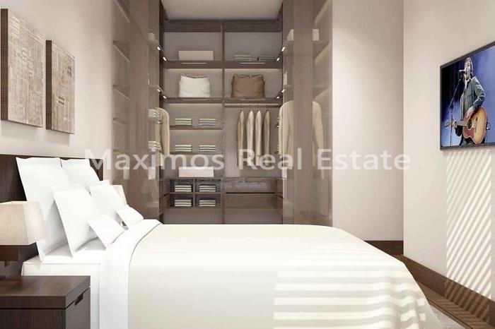 Modern Flat for Sale in Istanbul – pool area (image 9)