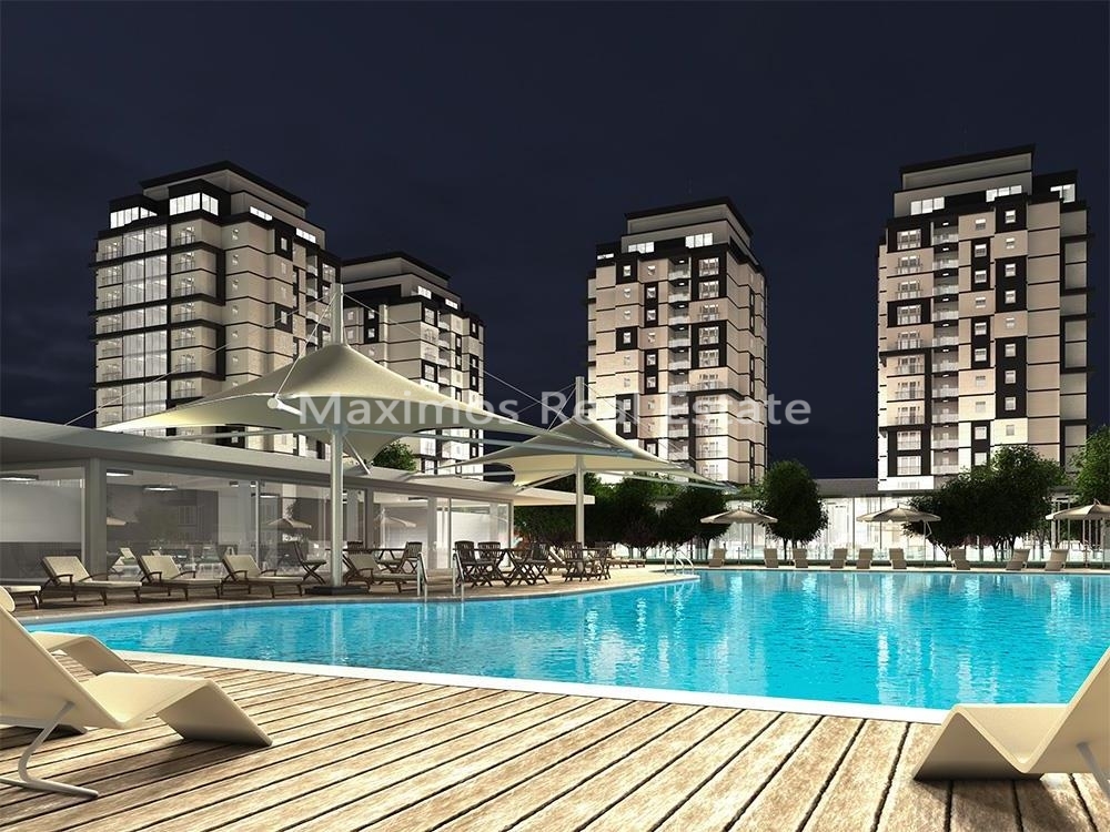 Luxury Modern Flat for Sale in Istanbul – living room (image 2)
