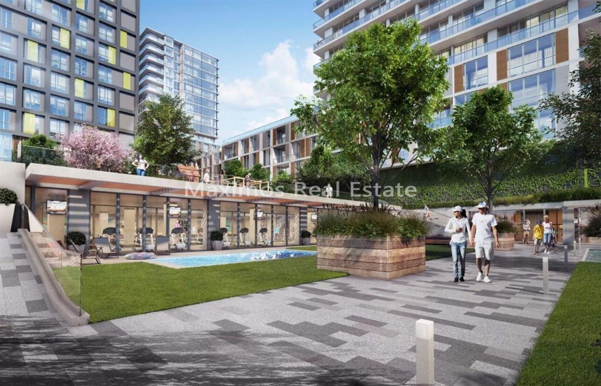Property for Sale in Bahcesehir – garden view (image 8)