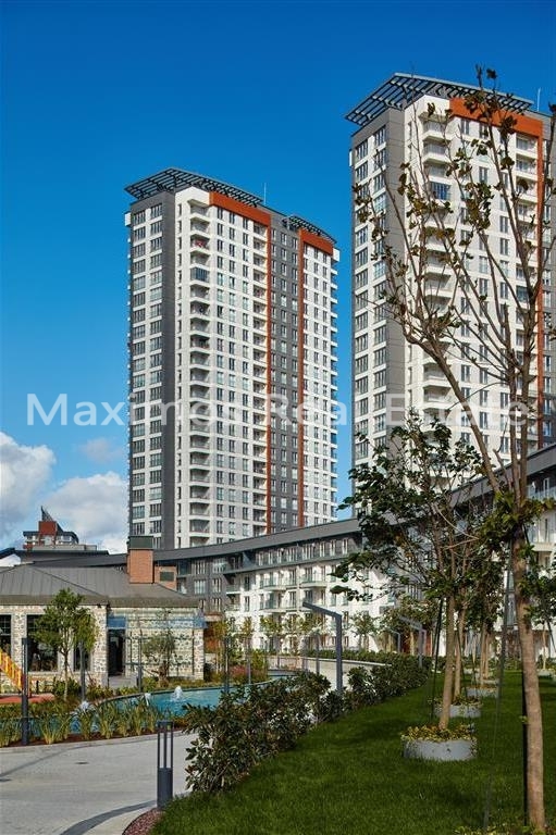 Property for Sale in Istanbul – terrace (image 7)