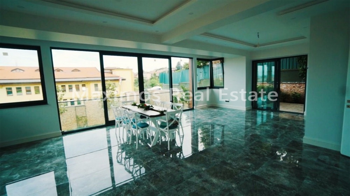 Exclusive Villa Offering Bosphorus Views and Premium Living – bedroom (image 4)
