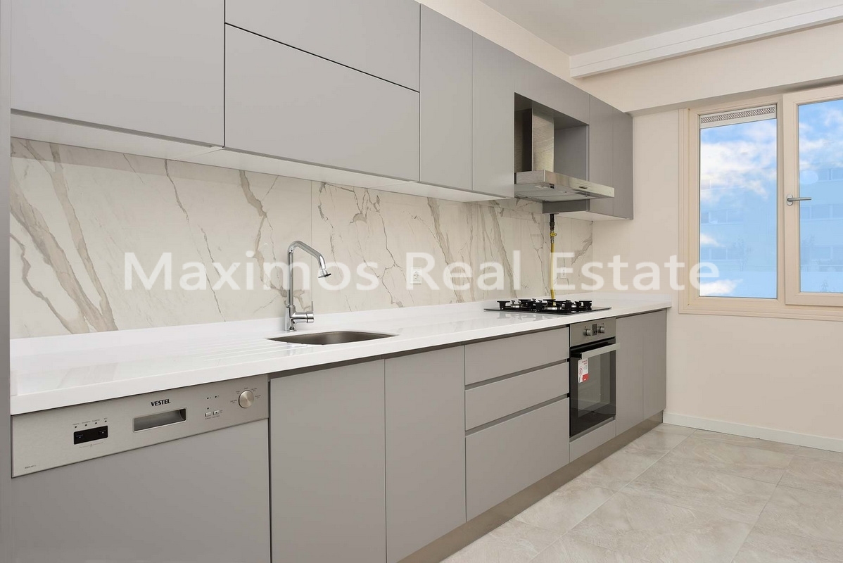 High-end Residential Property with Istanbul Canal Views – interior detail (image 11)