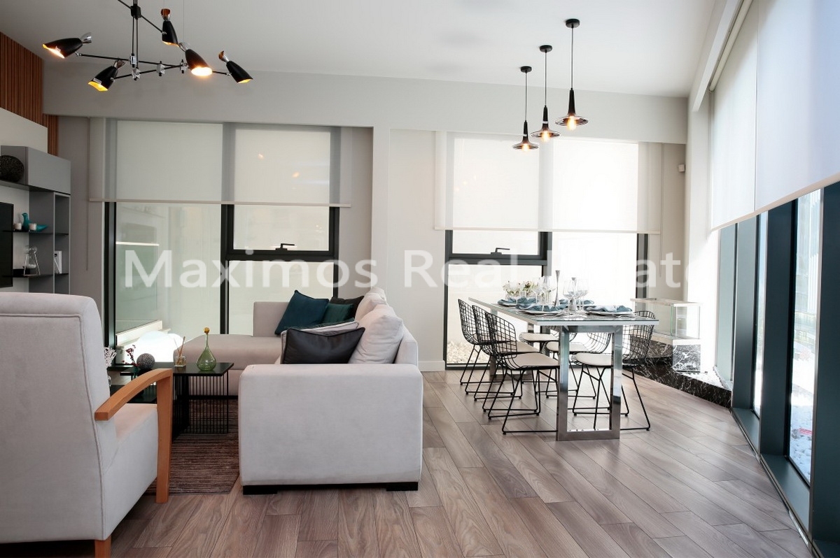 Modern Residential Project Offering Urban Comfort in Yenibosna – pool area (image 9)