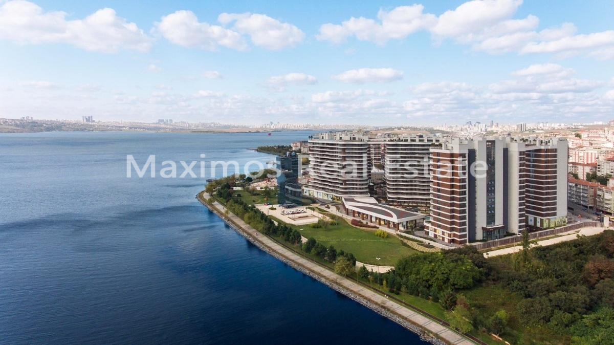 Modern Residential Development Surrounded by Natural Landscapes – living room (image 2)