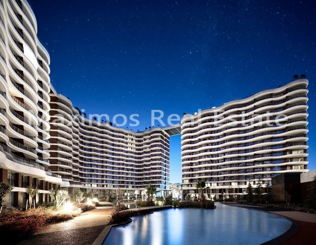 Modern Residential Development Surrounded by Natural Landscapes – property overview (image 14)