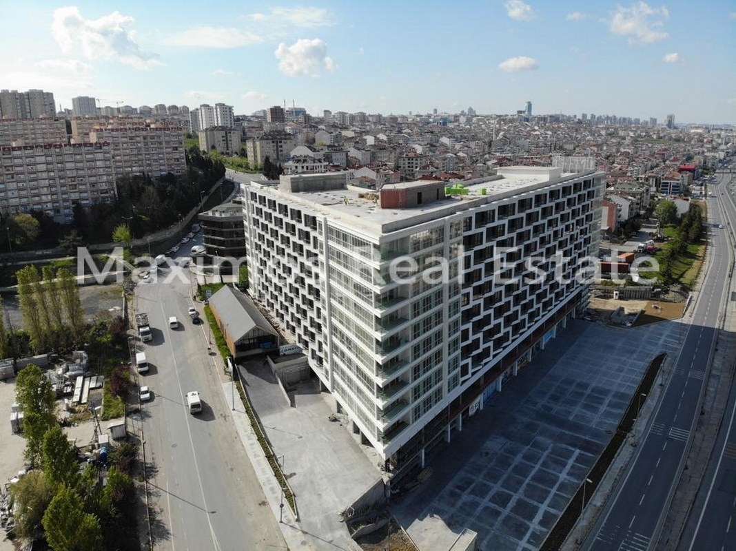 Sea View Apartments Offering Strong Investment Potential in Beylikduzu – pool area (image 9)
