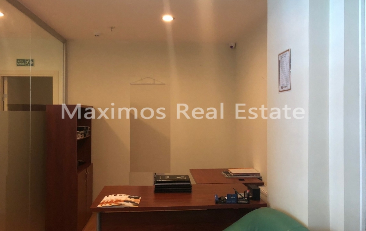 Spacious Commercial Office Units with Metro Access in Pendik – living room (image 2)