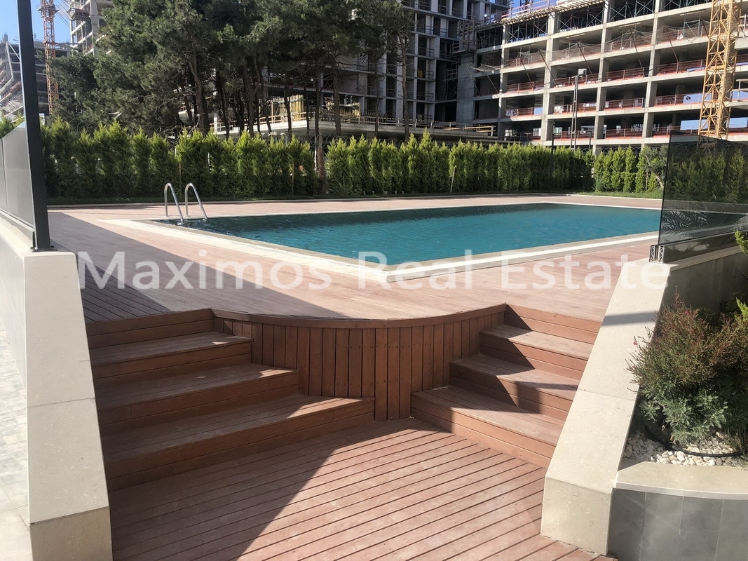 Branded Hotel-concept Apartments Designed for Premium Living and Roi – balcony (image 10)