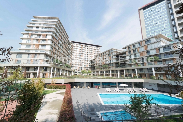 Completed Residential Apartments in Central Downtown Locations – terrace (image 7)
