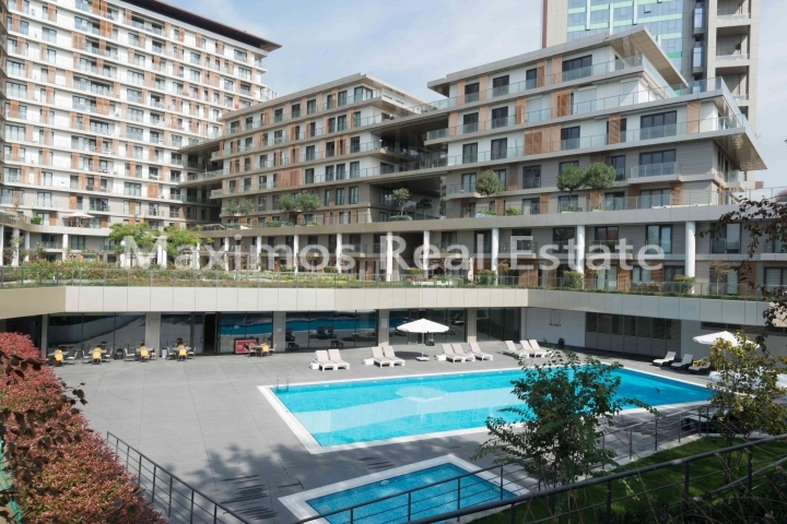 Completed Residential Apartments in Central Downtown Locations – sea view (image 12)
