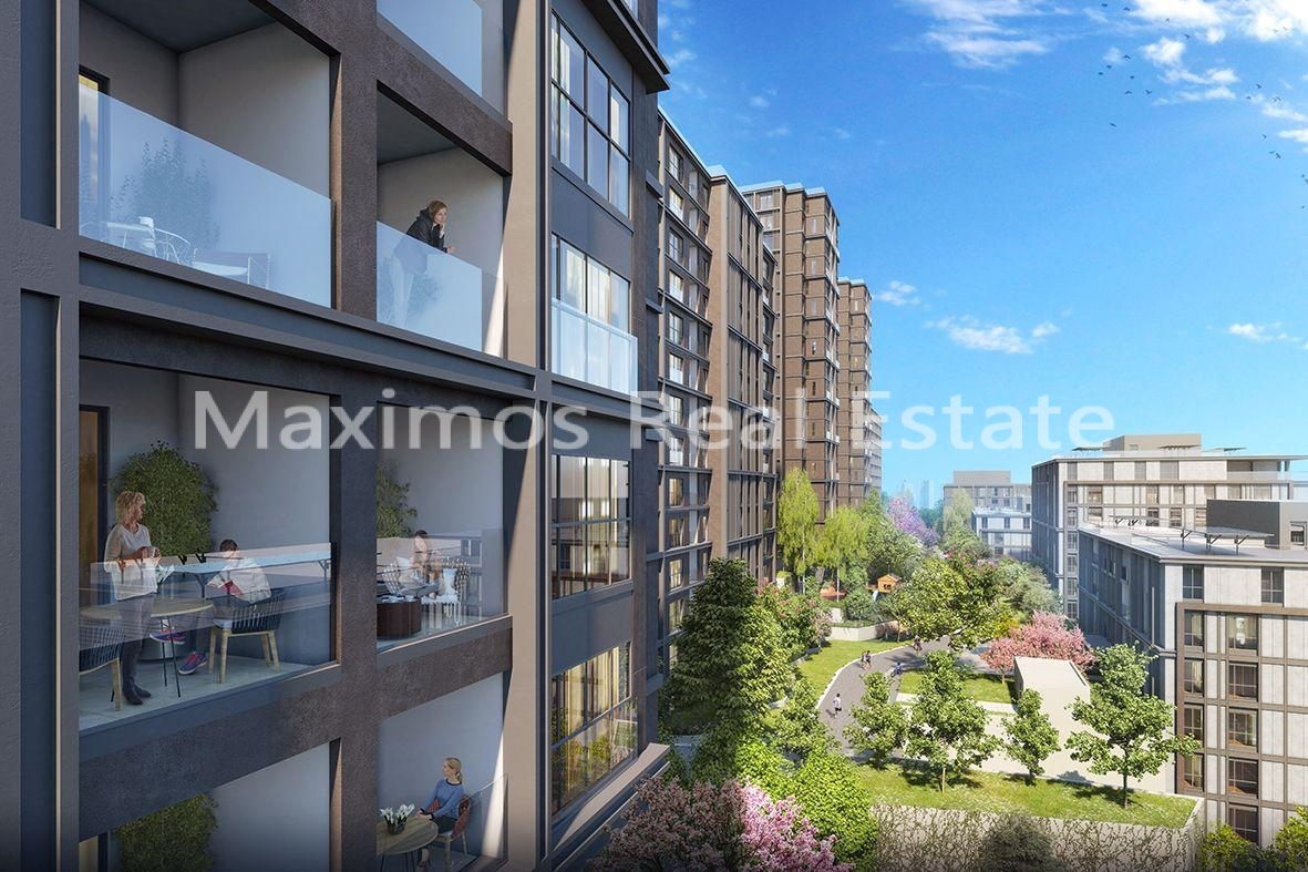 High-demand Apartments Located in Istanbul's Maslak Business Hub – living room (image 2)