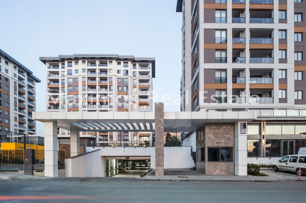 Urban Apartments Providing Strong Residential Demand in Zeytinburnu – terrace (image 7)