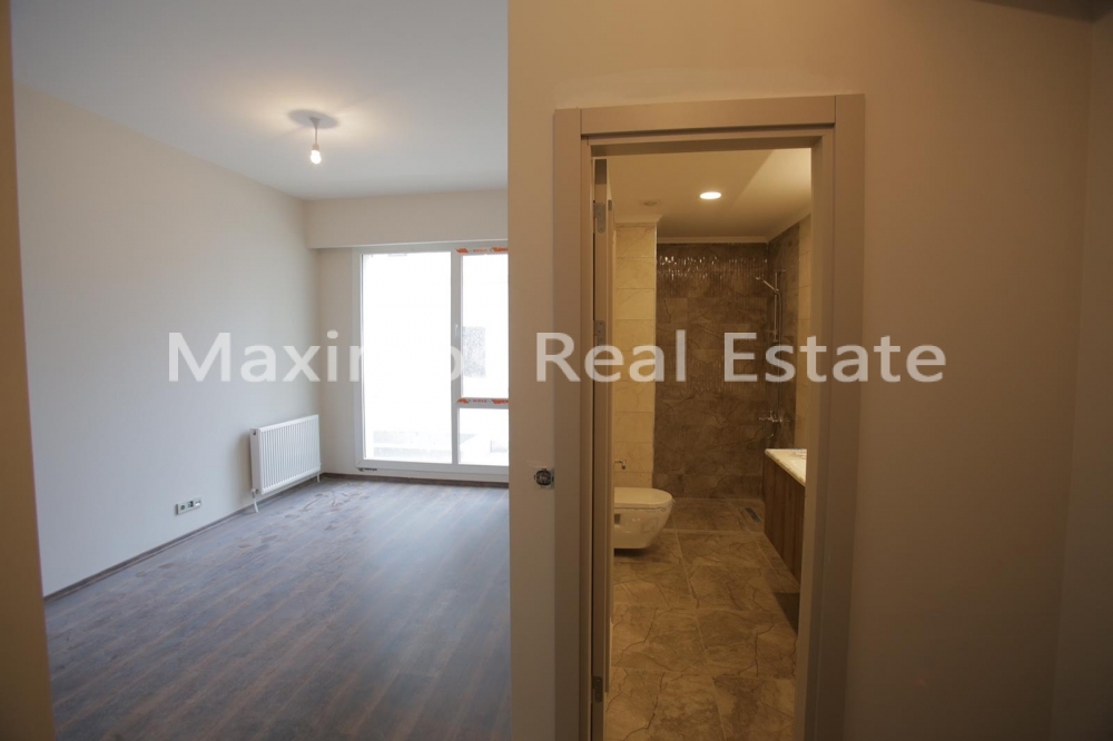 Affordable Residential Apartments with Strong City Accessibility – master bedroom (image 16)
