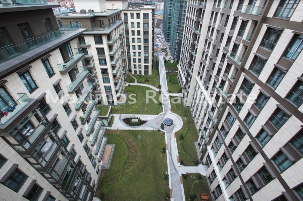 Central Apartments Positioned in the Heart of Taksim Istanbul – dining area (image 6)