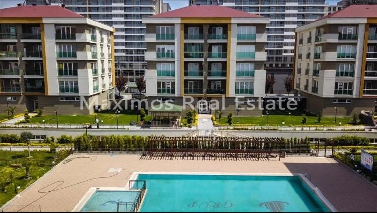 Modern Apartments for Sale in Beylikduzu – living room (image 2)