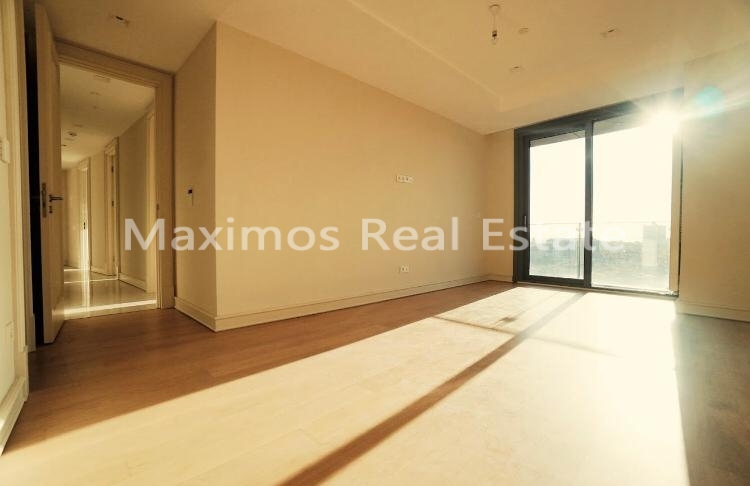 Urban Residential Apartment Located in the Heart of Kadikoy – sea view (image 12)