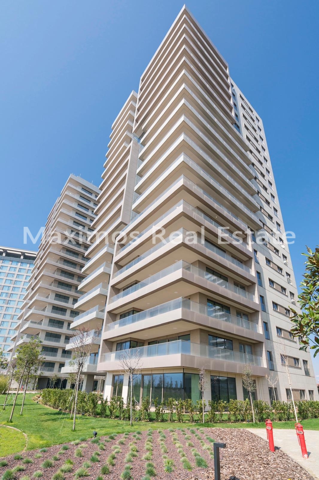 Coastal City Apartments Offering Panoramic Sea Views in Istanbul – kitchen area (image 3)