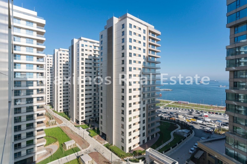 Coastal City Apartments Offering Panoramic Sea Views in Istanbul - Istanbul - Zeytinburnu