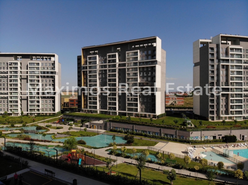 Residential Family Homes Located in the Planned Bahcesehir District – dining area (image 6)
