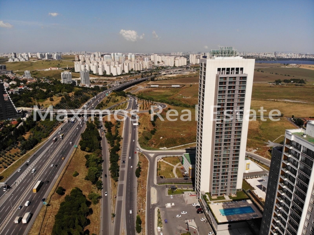 Residential Family Homes Located in the Planned Bahcesehir District – garden view (image 8)
