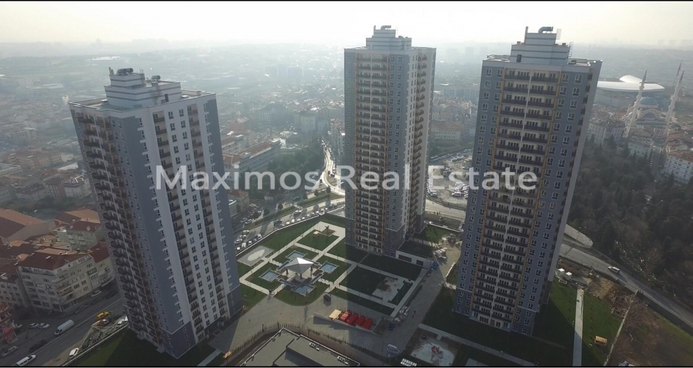Centrally Located Residential Flats Offering Urban Accessibility in Gungoren – balcony (image 10)