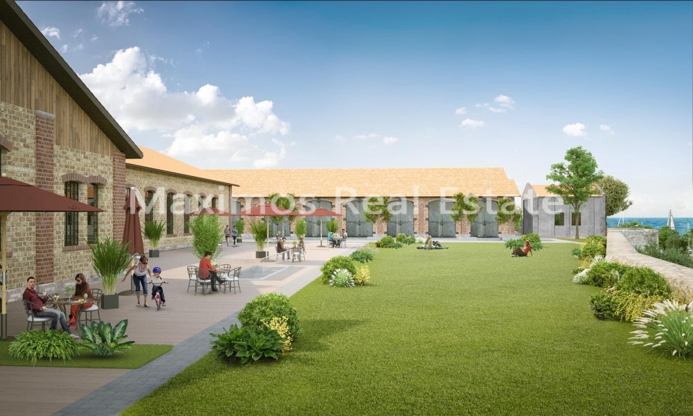 Investment-oriented Residential Real Estate in Central Zeytinburnu – entrance (image 15)