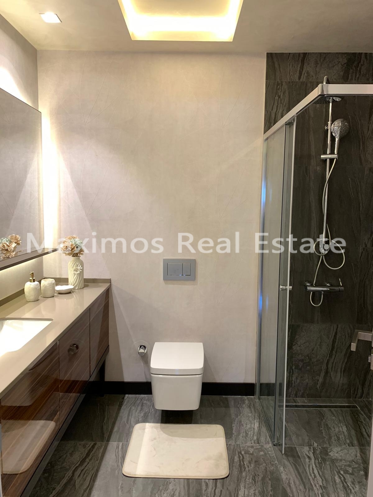 Residential Apartments Offering Daily Convenience in Uskudar Istanbul – terrace (image 7)
