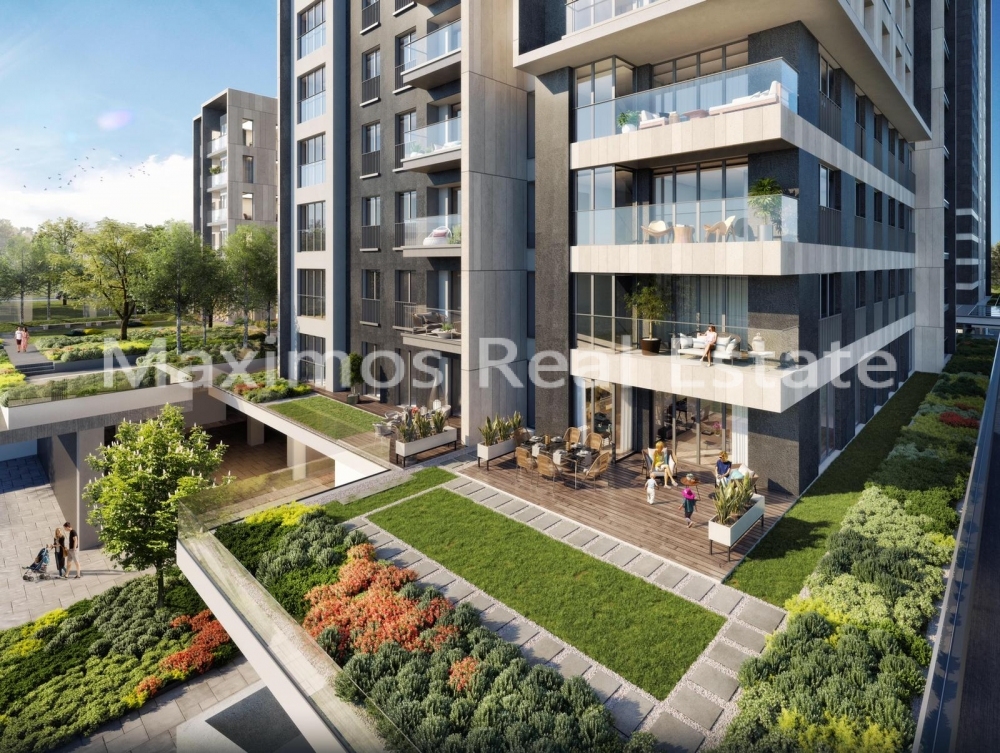 Spacious Coastal City Apartments with Sea Views in Kadikoy – terrace (image 7)