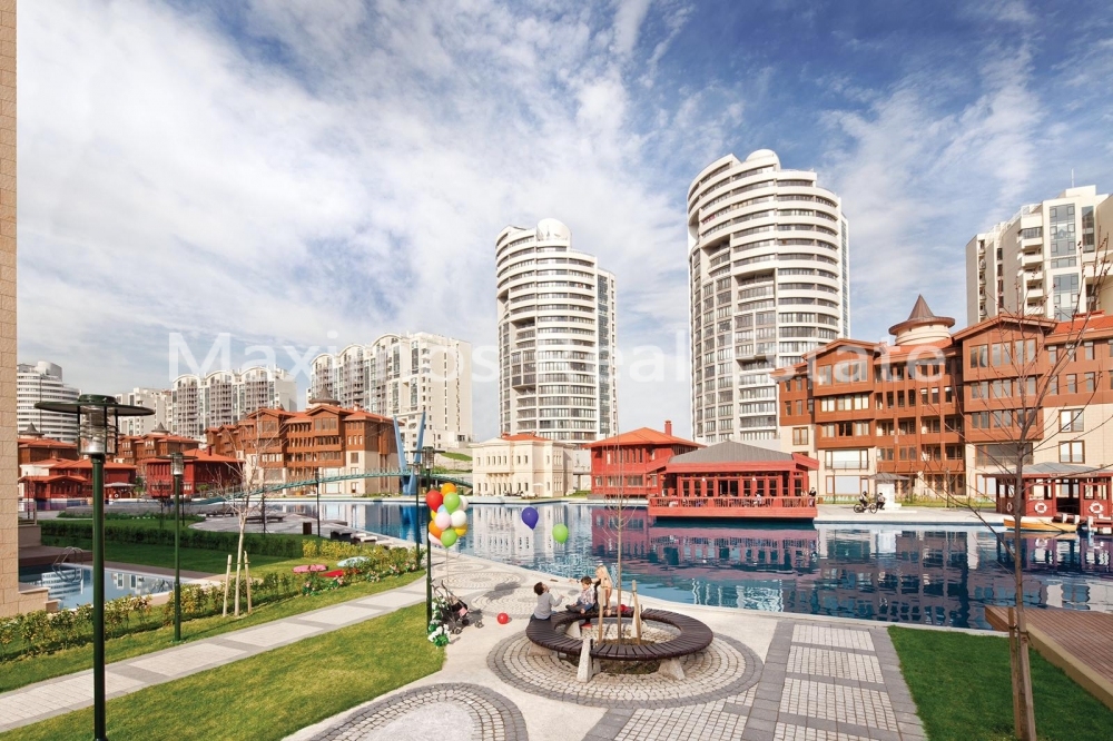 Affordable Residential Apartments Offering Strong Local Connectivity in Kucukcekmece – pool area (image 9)