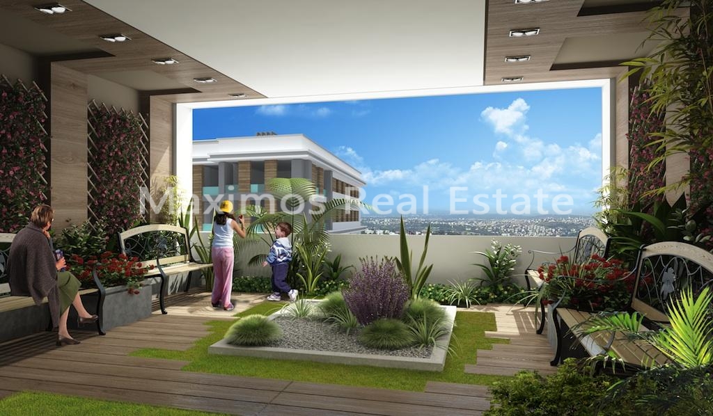 Private Villa for Sale in Istanbul – garden view (image 8)