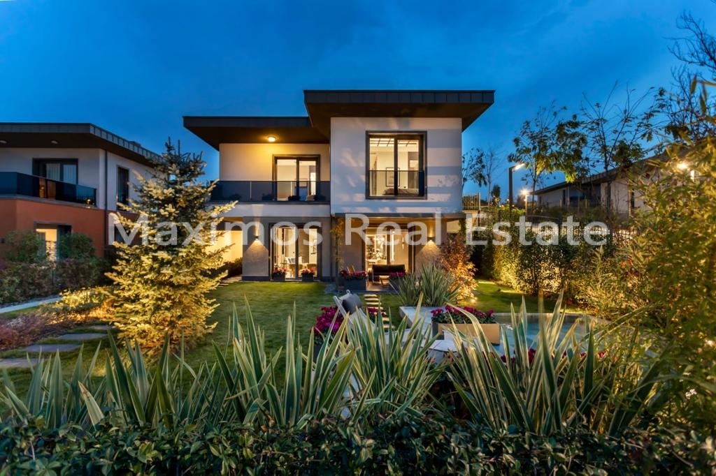 Villa for Sale in Istanbul – interior detail (image 11)