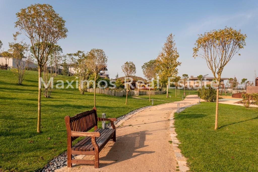 Villa for Sale in Istanbul – kitchen area (image 3)