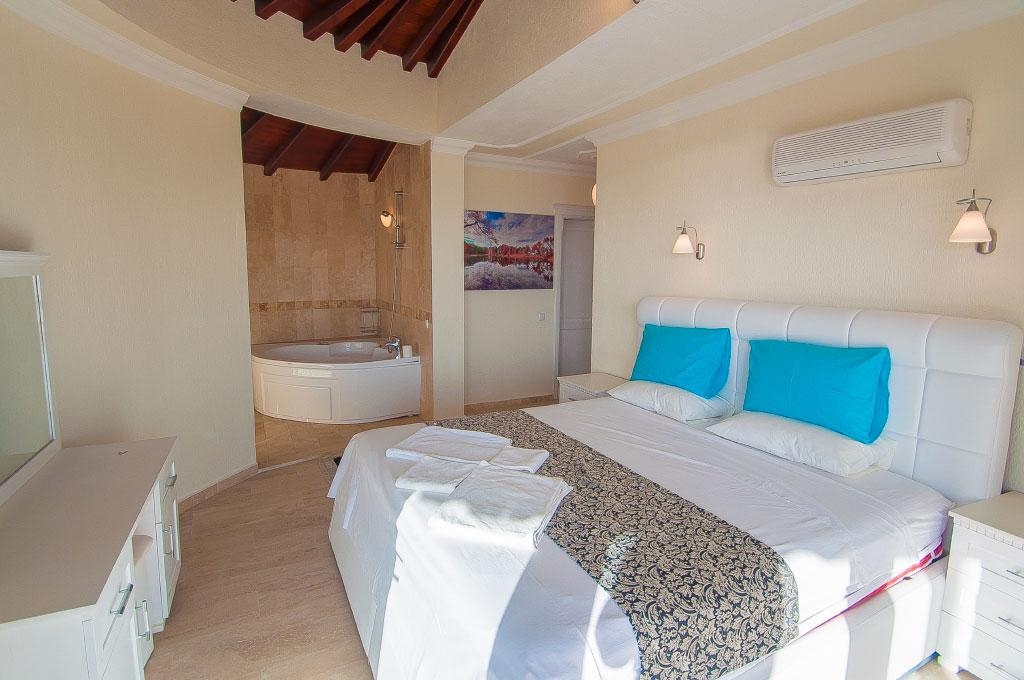 Furnished Sea View Luxury Villa for Sale in Kalkan – interior detail (image 11)