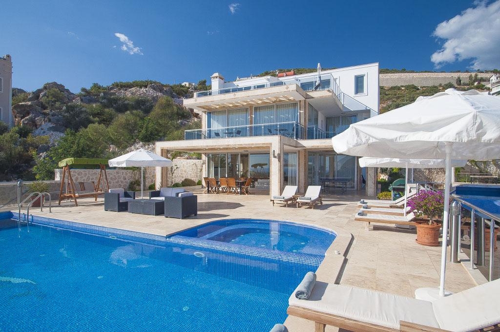 Ultra Luxury Sea View Villa with Infinity Pool in Kalkan – living room (image 2)