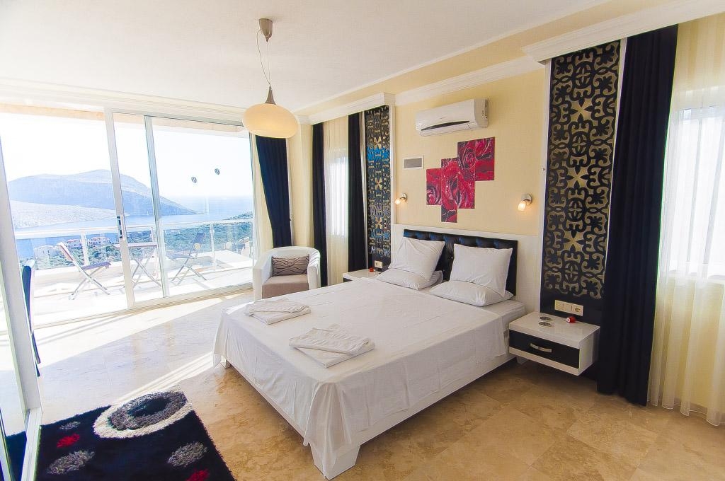 Ultra Luxury Sea View Villa with Infinity Pool in Kalkan – entrance (image 15)