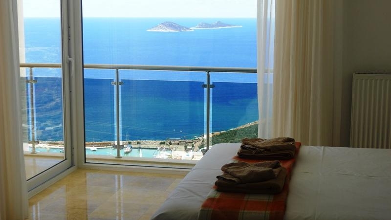 Luxury Sea View House with Private Pool in Kalkan – entrance (image 15)