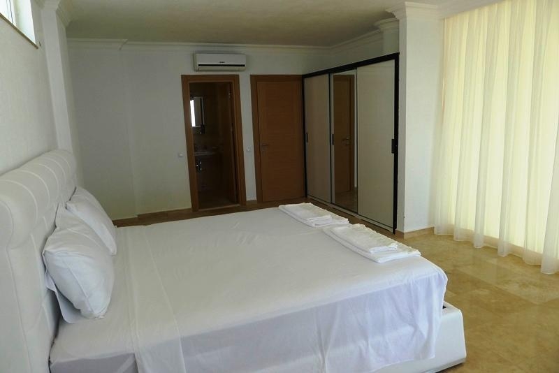 Furnished Luxury Sea View Villa for Sale in Kalkan – garden view (image 26)