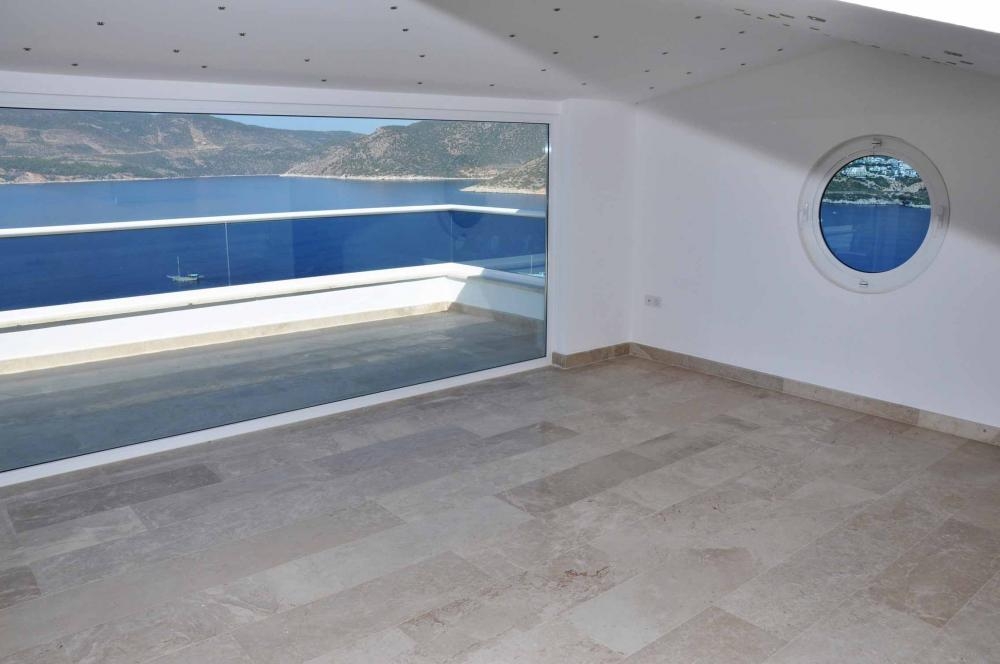 Sea View Luxury Villa for Sale in Kalkan Center – entrance (image 15)