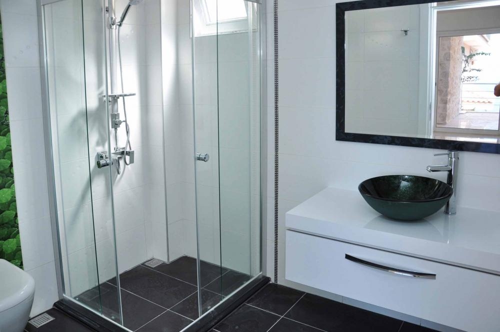 Sea View Luxury Villa for Sale in Kalkan Center – master bedroom (image 16)