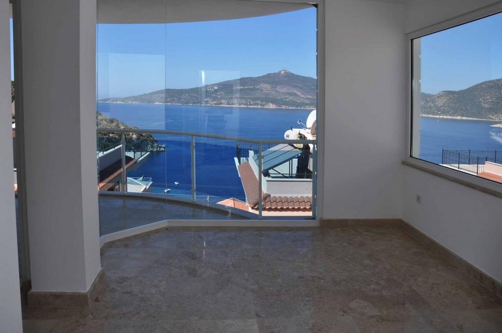 Sea View Villa for Sale in Central Kalkan – sea view (image 12)