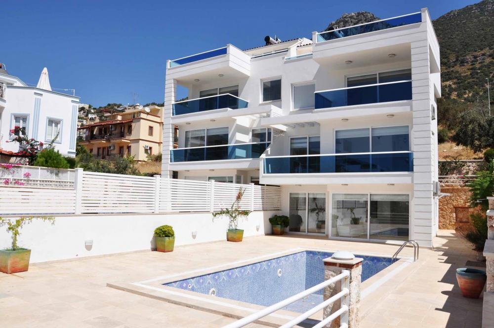 Luxury Sea View Villa for Sale in Kalkan – living room (image 2)