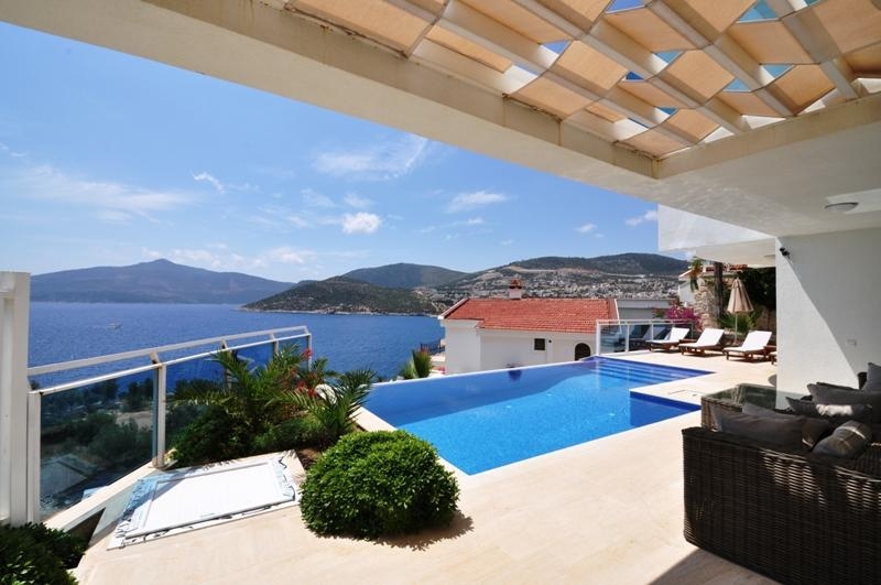 Sea View House for Sale in Kalkan Near the Beach – kitchen area (image 3)