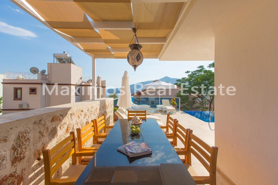 Furnished Luxury Villa for Sale in Kalkan – master bedroom (image 16)