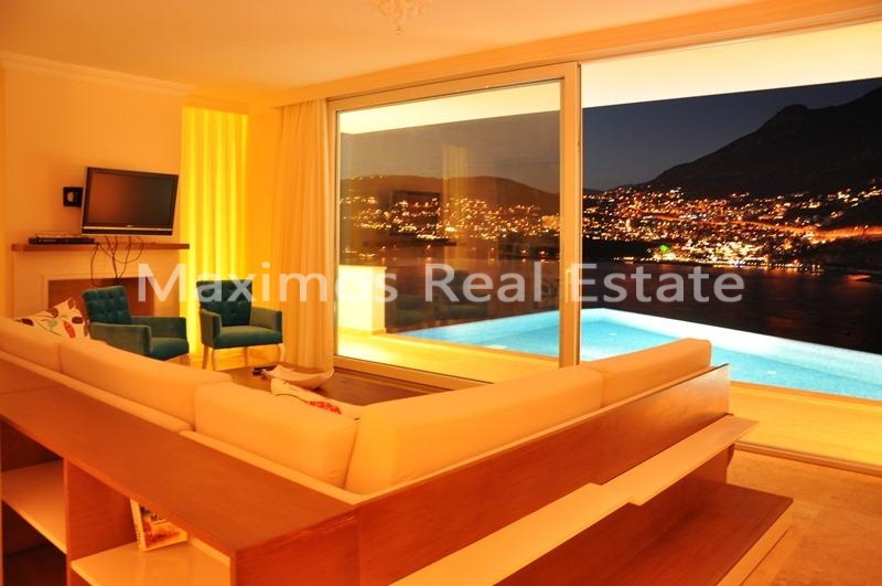 Exclusive Luxury Sea View Villa Near the Beach in Kalkan – living room (image 20)