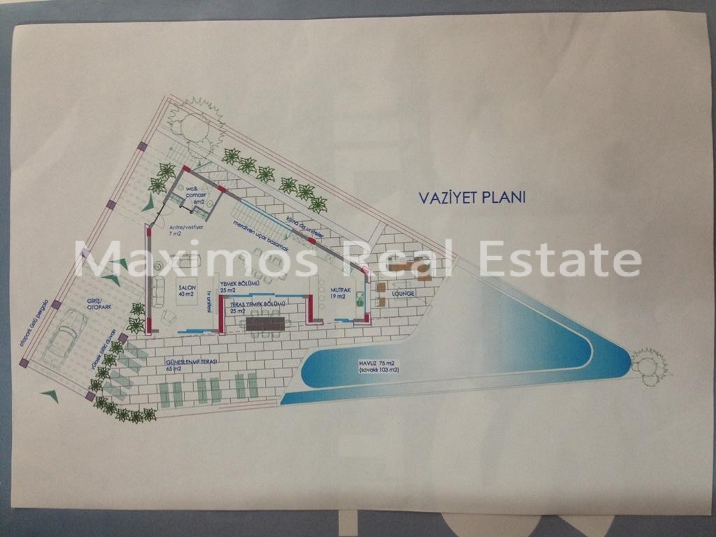 Kitchen layout supporting dual-occupancy lifestyle configuration