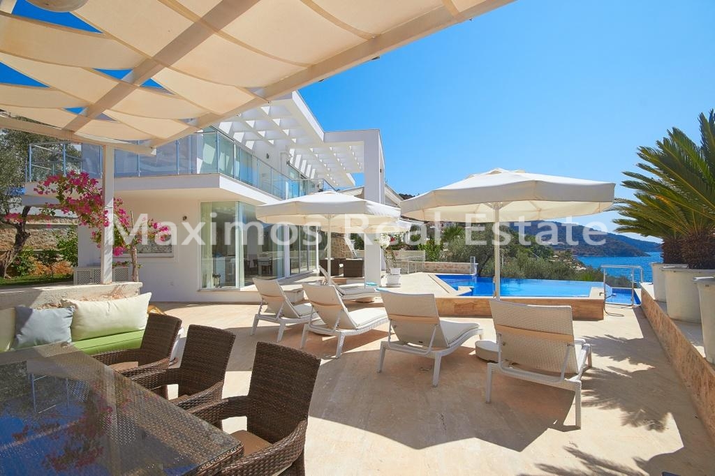 Private Luxury House for Sale in Kalkan – kitchen area (image 3)
