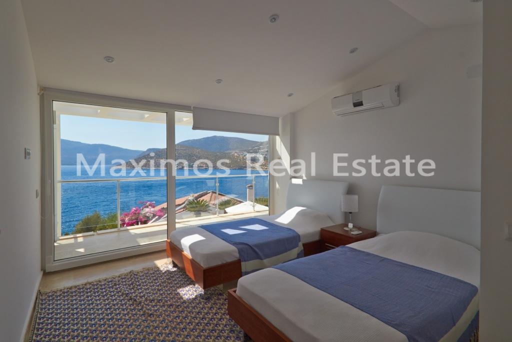 Private Luxury House for Sale in Kalkan – entrance (image 15)