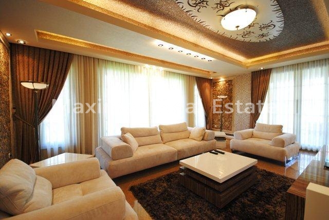 Villa for Sale in Kemer – exterior view (image 19)