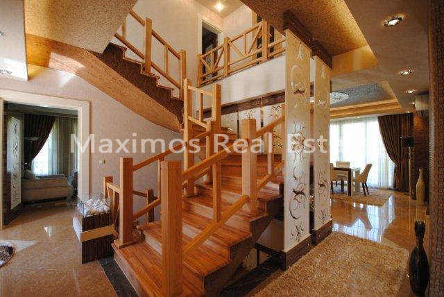 Villa for Sale in Kemer – garden view (image 8)
